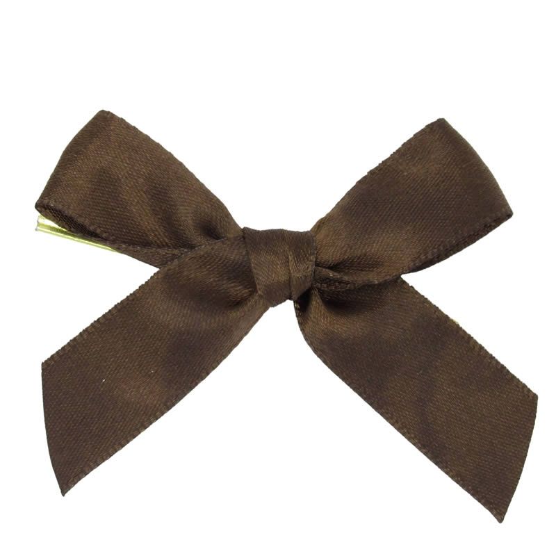 Satijnen strikje met clip bruin 6 x 6 cm (50 stuks)